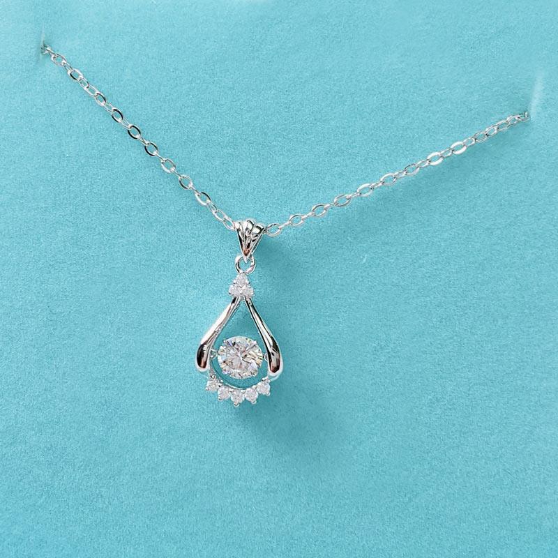 Moissanite 0.5 Carat Swaying Stone Drop Necklace