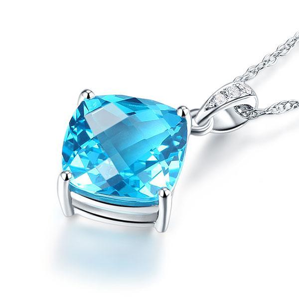 White Gold  2.5 Ct Oval Swiss Blue Topaz, 0.26 CT Pendent Necklace