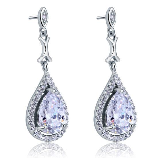 DBE Jewels, Pear Cut, Tear Drop, 2 carat, elegant, Nice, Bridal