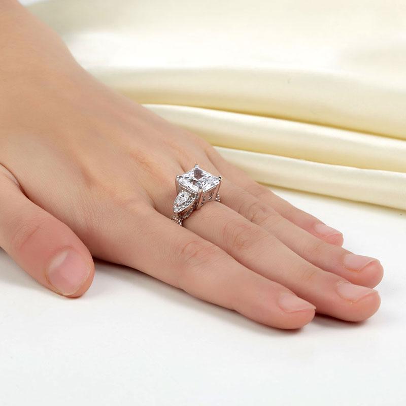 Exclusive limited Offer: 4 Carat Princess Cut Ring